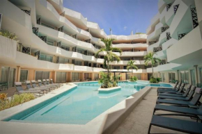 Departamento Delux 2 Habitaciones - Walking distance a la playa, con balcón.